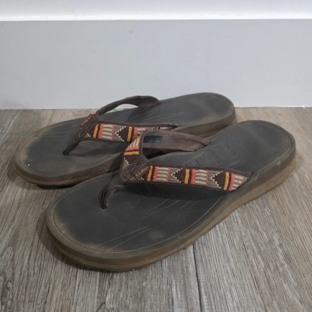 LL Bean Mens Flip Flops Size 12 Brown Southwestern Geometric Thong Sandals